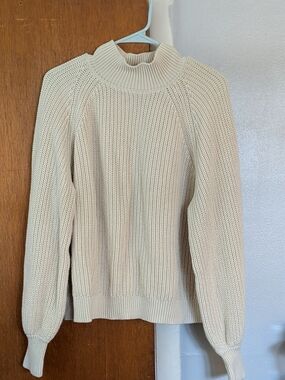 Woman's GAP Cream Ribbed Turtleneck Sweater Size L